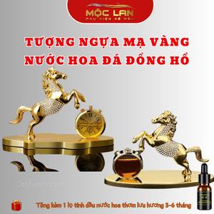 Tượng Ngựa Mạ Vàng Đồng Nội Thất Ô Tô Tích Hợp Đồng Hồ Tiện Lợi - Tặng Kèm Nước Hoa - Mã Đáo Thành Công Nội Thất