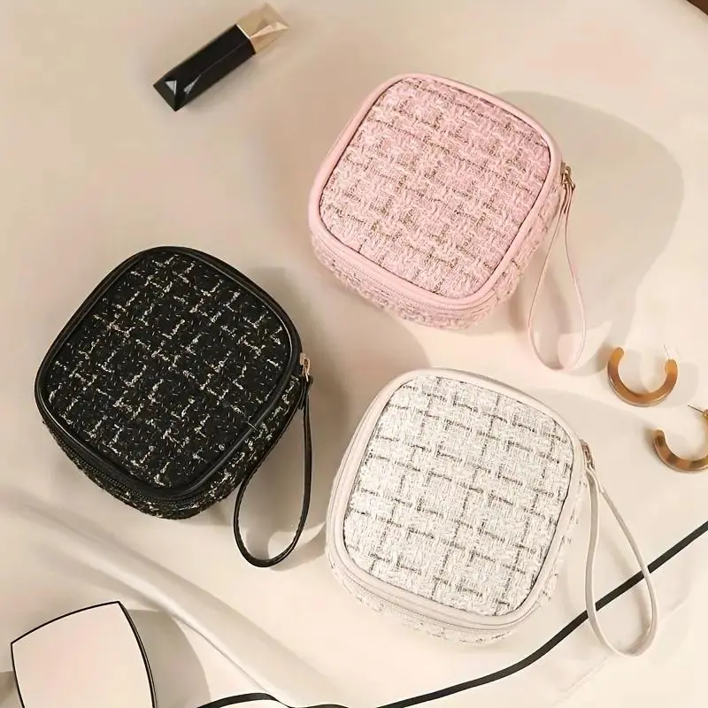 Portable Mini Makeup Bag, 1 Count Fashionable Lipstick Bag, Travel Makeup Bag, Simple All-match Makeup Bag for Women & Girls 3