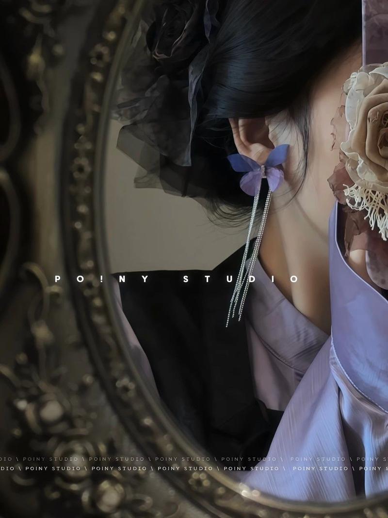 Product Introduction of Super Fairy Purple Butterfly Tassel Earrings for Women, Niche Design, High-end Light Luxury, Elegant Ear Clips for Non-pierced Ears 6