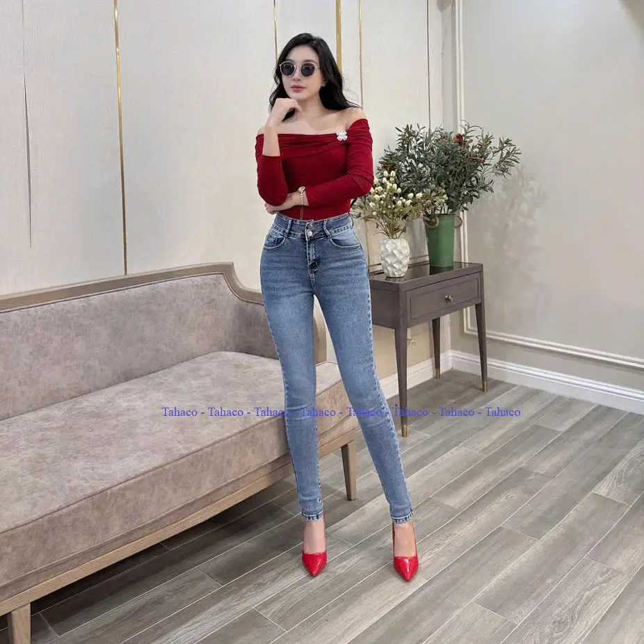 Quần jean nữ ôm trơn, màu xanh nhạt