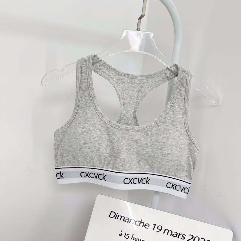 Product Introduction of Women's Underwear Yoga Exercise Vest Shorts Outer Wear shaping and Sexy Bra Set with Chest Pad 13