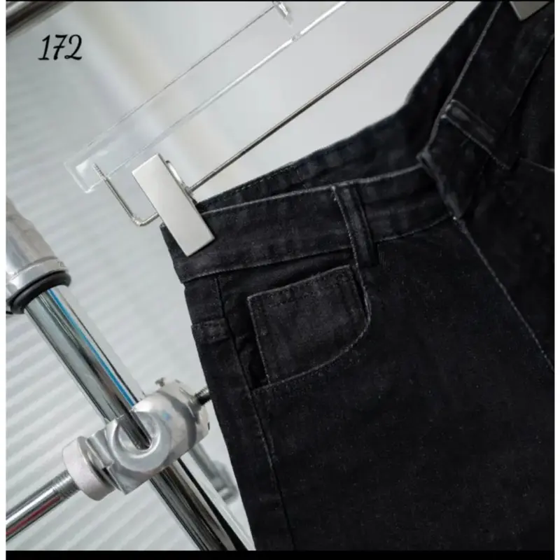 Quần sort ngố jean nữ rách 3 line ống rộng 2