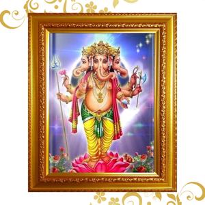 กรอบรูป พระพิฆเนศ ปาง 3 เศียร พระตรีมุขคณปติ งานบูชา กรอบมงคล กรอบขนาด 25.0×30.0 เซนติเมตร