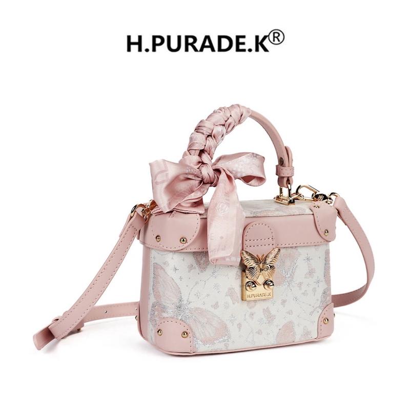 9815-1 - Túi xách nữ thương hiệu HongKong H.PURADEK thiết kế dáng cốp hộp thêu hồ điệp phủ nhũ bling bling kèm khăn lụa tiểu thư, trang nhã, thời thượng. Màu hồng Bag Kem