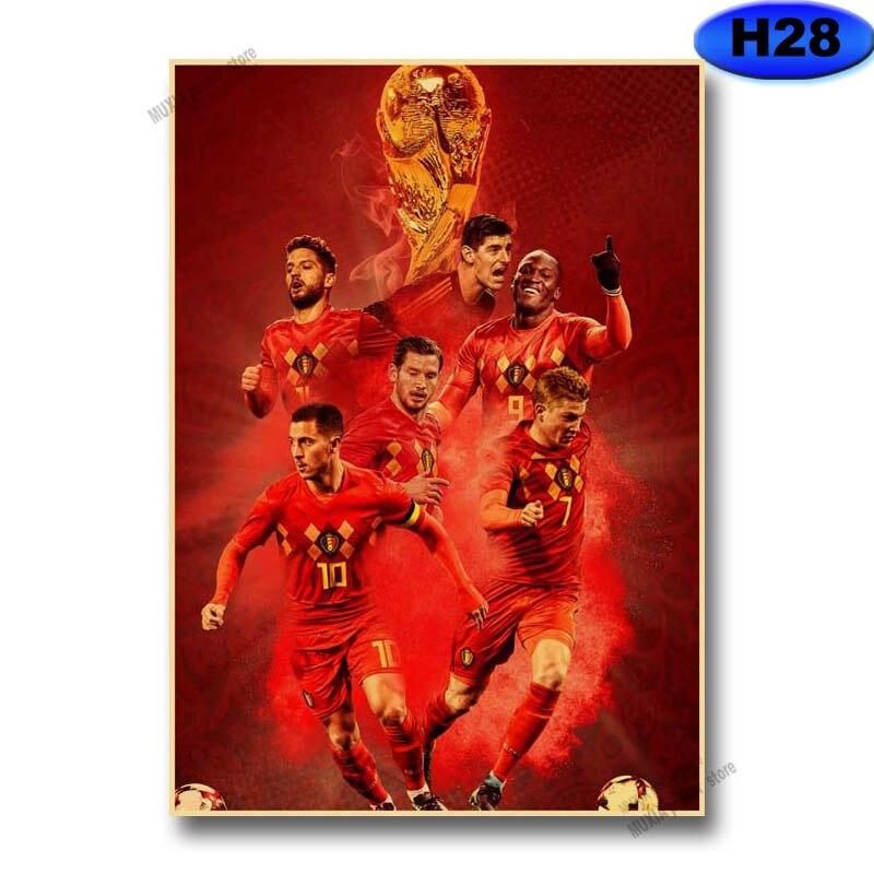 Product Introduction of โปสเตอร์และภาพพิมพ์ลายนูนฟุตบอลสไตล์วินเทจ มี Messi และ Ronaldo เหมาะสำหรับตกแต่งห้องนักฟุตบอล สติ๊กเกอร์ติดผนัง 42x30cm 29