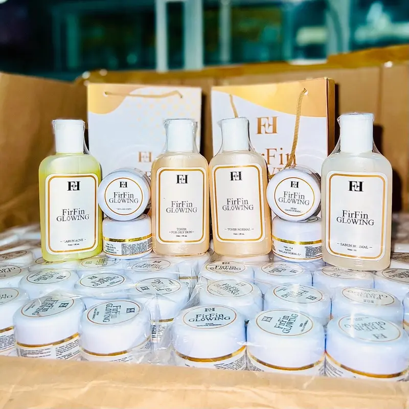 FIRFIN GLOW ORIGINAL BPOM Wajah Hitam Mengencangkan Mencerahkan Kulit Kering Kulit sensitif Perawatan Membersihkan 0