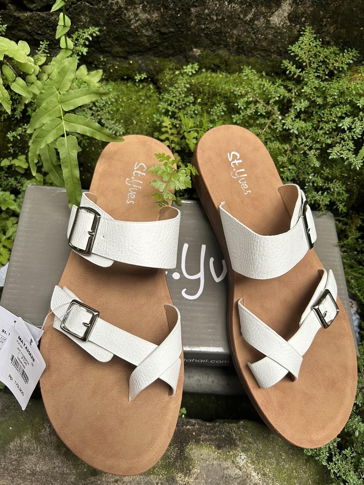 Sandal flat wanita st.yves fq6