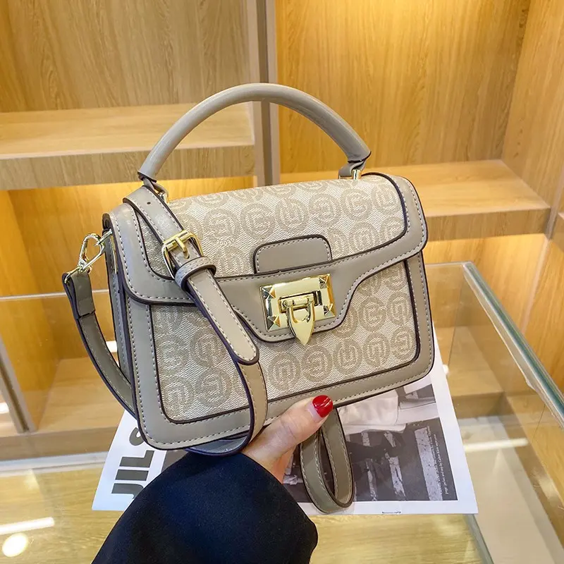 Funatic Tas Selempang Wanita Viral Slingbag Vira Tas Bahu Dari Bahan PU FA1151 4