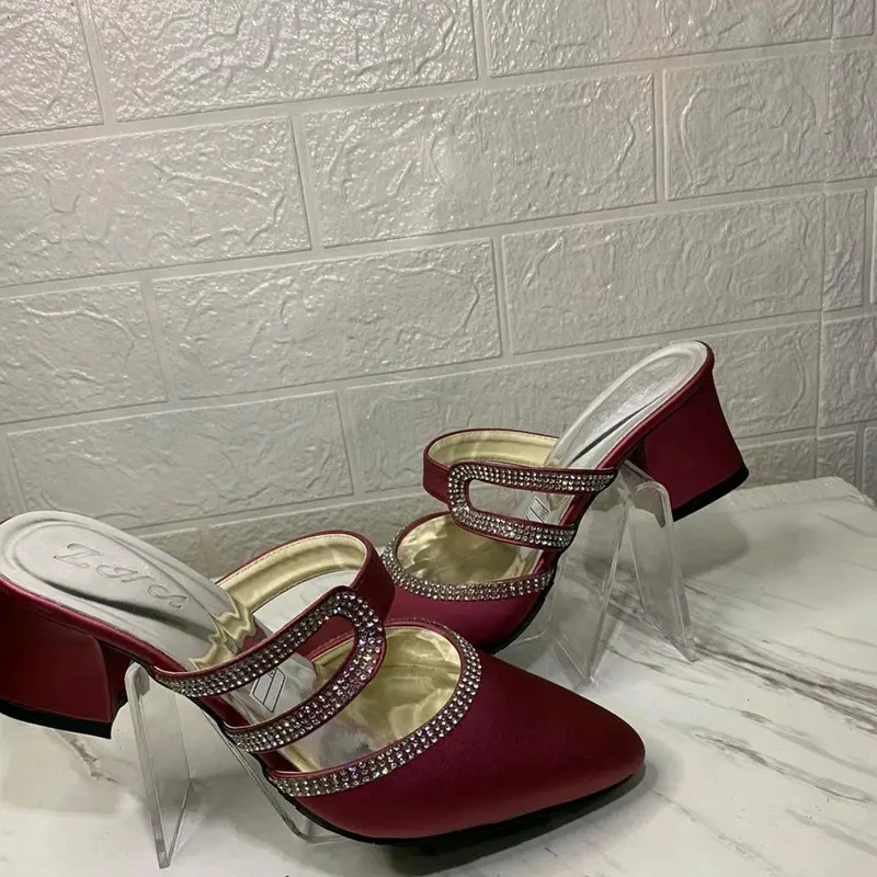 sepatu sendal high heels mutiara Hak Setengah (3-5 cm) shoes hitam wanita 1