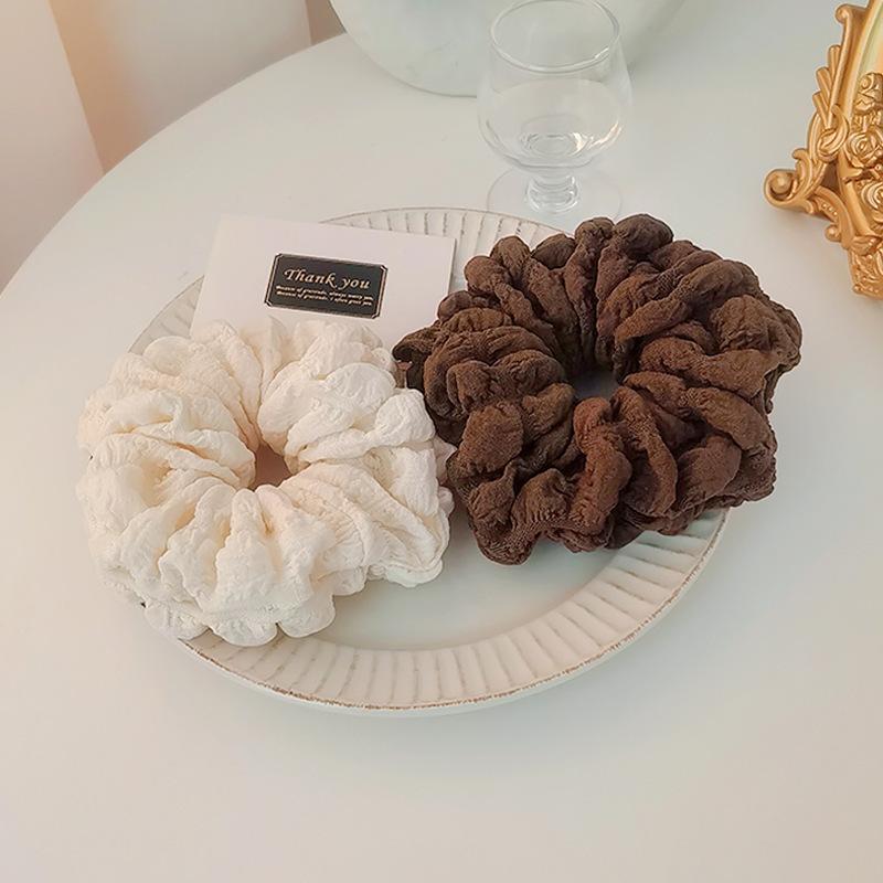 Product Introduction of French Retro Cream Pleated Seersucker Large Intestine Hair Ring 2025 New French Vintage Hair Accessories Women 5