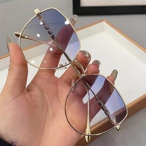 แว่นกันแดด ป้องกันรังสียูวี หน้าใหญ่ ทรงบาง เหมาะสำหรับผู้ชาย