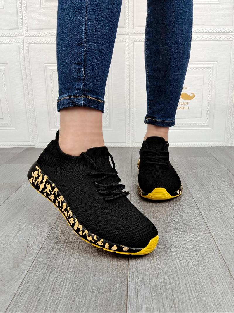 Product Introduction of Women's Fashionable Random Print Lace Up Running Shoes, Casual Comfortable Breathable Lightweight Non-slip Sneakers, Female All-match Sports Shoes for Daily Wear, Closed 4