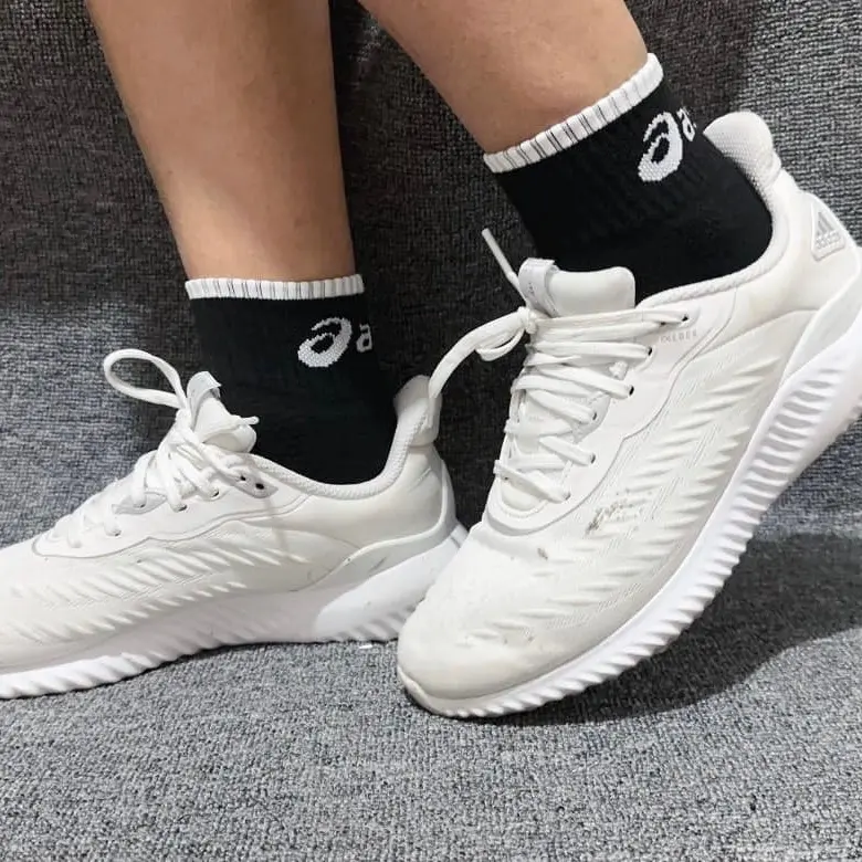 Mã Assic combo 5 đôi siêu cấp quốc dân 2 màu đen trắng size 37-42 mang vừa  Mẫu Bassic nam nữ đều mang được  Chuyên dụng cho các môn tenis ,cầu lông ,bóng bàn ….. #tatthethao #tatnam #tatdabanh #tenis
