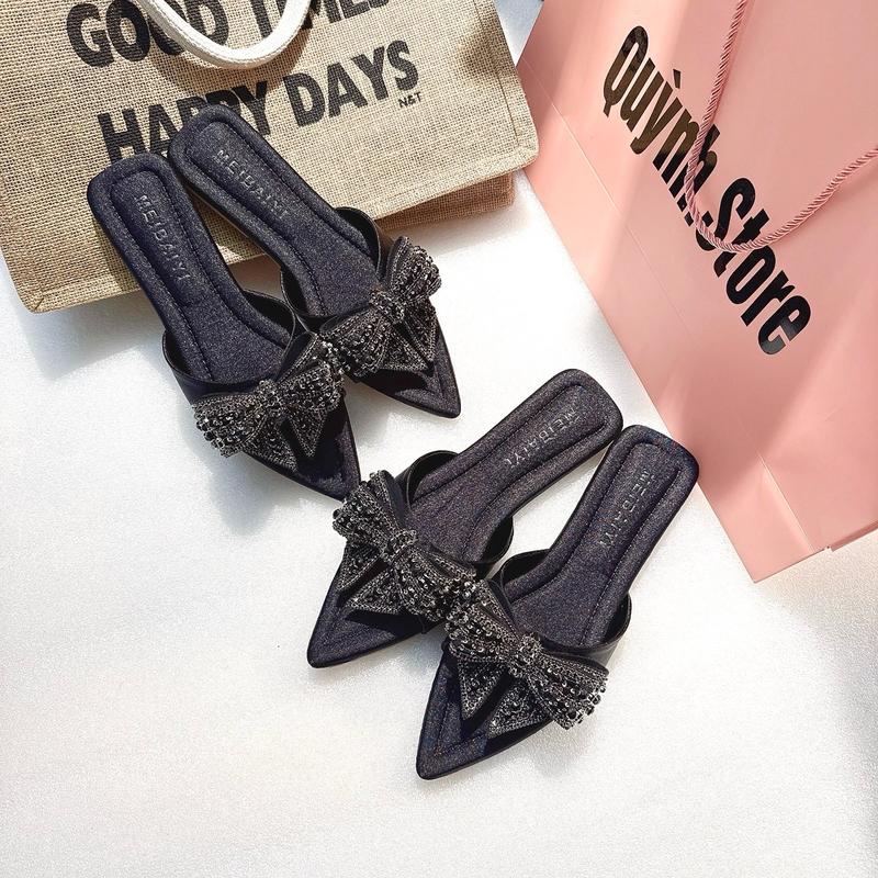 Dép Lê Nữ Mũi Nhọn, Bản Ngang Gắn Nơ Đá 2 Tầng Cao Cấp, Đế Chống Trơn Trượt DéP Shoes