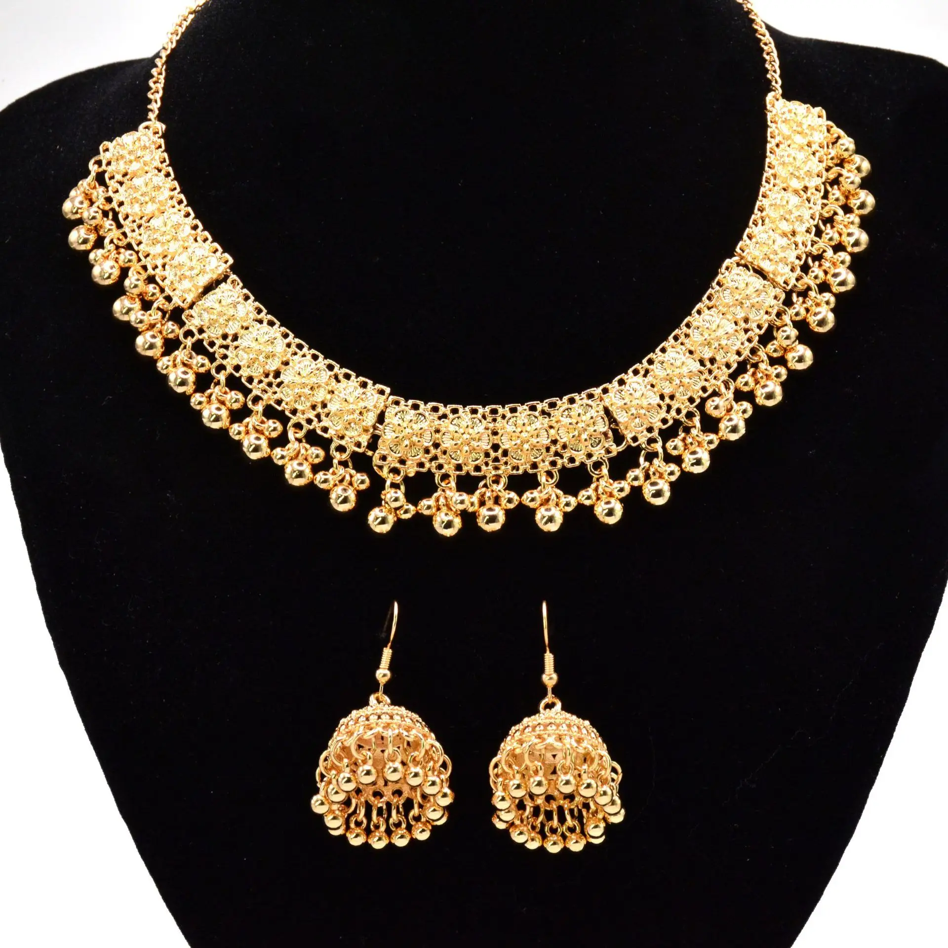 Indian Jewelry Bride Wedding Jewelry Suit Vintage High-Key Eardrop Necklace Geometric Square Bohemian Necklace Jewelry Suit Women indian  jewellery kundan  jewellery