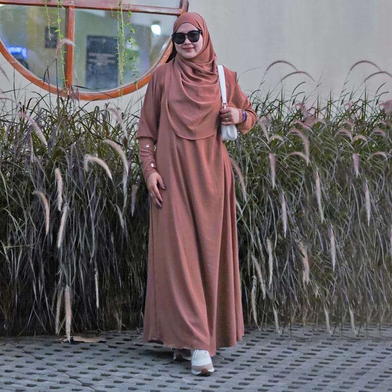 GamisAzna - Asmah Set Pashmina  Simple Elegan Crinkle Airflow Variasi Kancing Gold Mewah Dress Wanita Muslim Manset Hitam Basic Panjang Murah Formal Syari 3