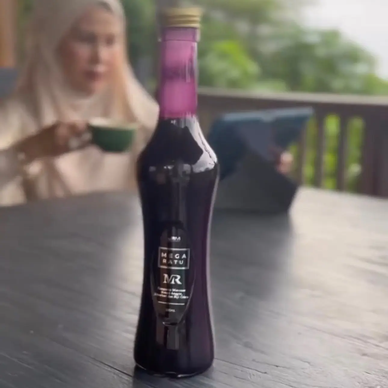 Minuman Khasiat Jus Mega Ratu Fruity Bottle - Juice