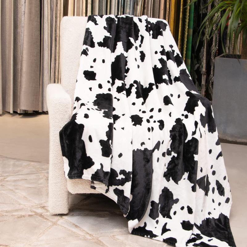 Cow Print Flannel Blanket, Soft Lightweight Throw Blanket, Portable Air Conditioning Blanket for Home Office, Girly Bedroom Accessories, Boyfriend Gift 4