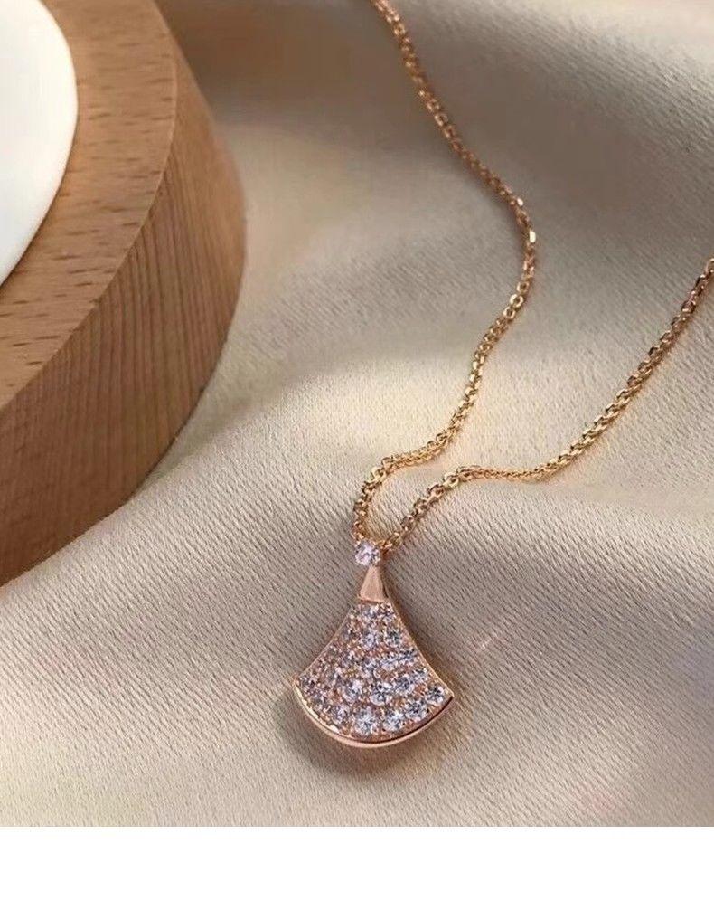 Product Introduction of Light Luxury Full Diamond Small Skirt Fan Necklace Female Pendant Gentle Sweet Clavicle Chain 10