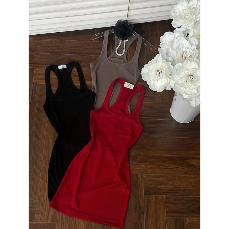 Product Introduction of Đầm Hai Dây Body Gân Khoét Lưng Chát Thun Co Giãn Sexy C002 Nữ 2