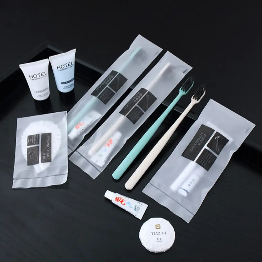 ement Easy to Carry 2-in-1 Tootpaste Items Plastics Convenient Tootbrush Tootpaste Set Hotel Toiletries Set