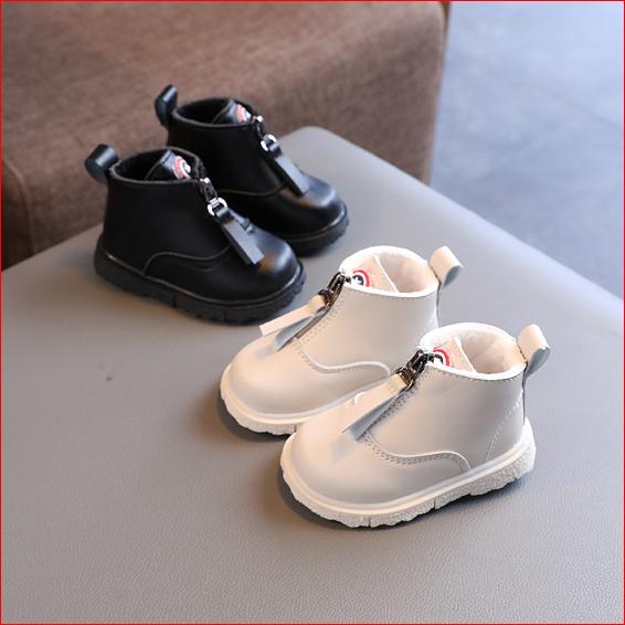 TĂNG 2 SZ Bốt Da Lót Lông Khóa Giữa Mềm Êm Chân Cho Bé Trai Bé Gái Từ 0-3 Tuổi K223