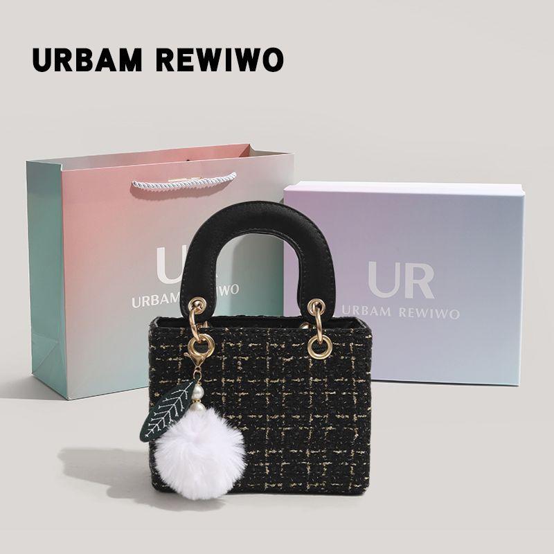 Product Introduction of Túi Diana cầm tay Dễ Phối Đồ Túi Messenger Đeo Vai, Sản Phẩm Chính Hãng Chính Thức Urbam Rewiwo, Mẫu Năm Mới, 2024 4