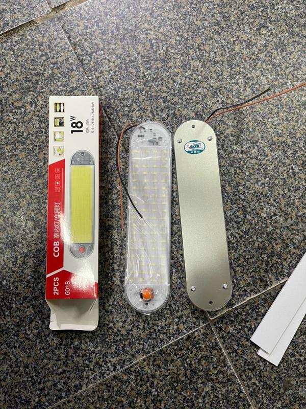 Đèn led gắn trần cabin, thùng, cốp cho xe ô tô, xe tải điện 12v và 24v 0
