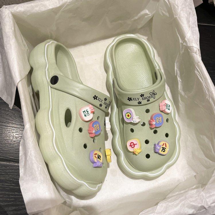 Product Introduction of Hole Shoes Eva Women's Platform plus Height Increasing Summer Outer Wear Closed Toe Non-Slip Deodorant Cartoon New Cool Beach 28