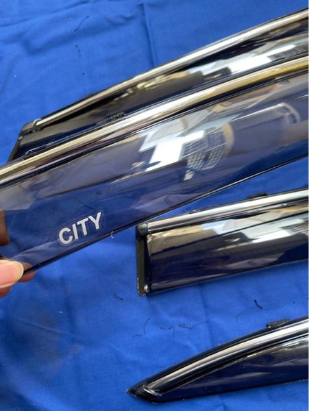 Vè che mưa City đường xi hộp 2012-2013 2