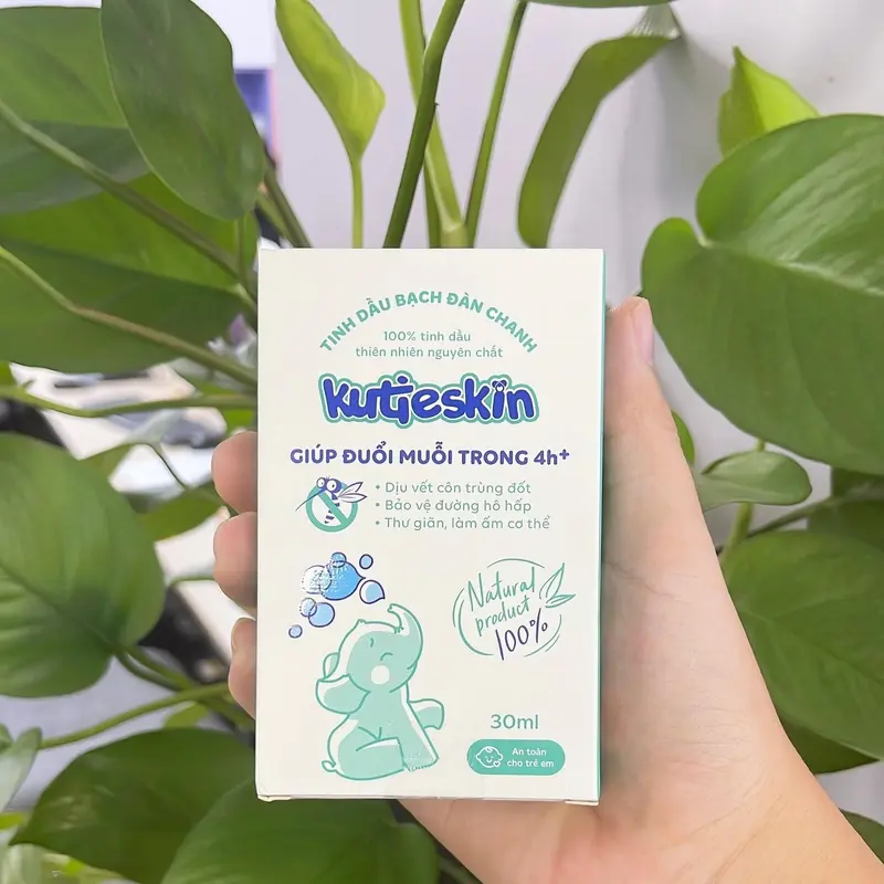 Tinh dầu đuổi muỗi Kutieskin, Tinh dầu Bạch đàn chanh tự nhiên Kutieskin 30ml giúp đuổi muỗi, côn trùng cho mẹ và bé 1