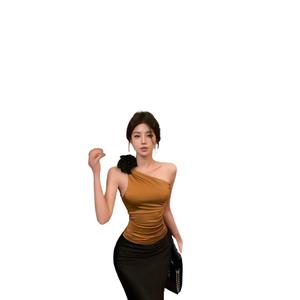 High-End Champagne Color Off-Shoulder Vest for Women, Summer New Slim Fit Pleated 3D Floral Sleeveless Top