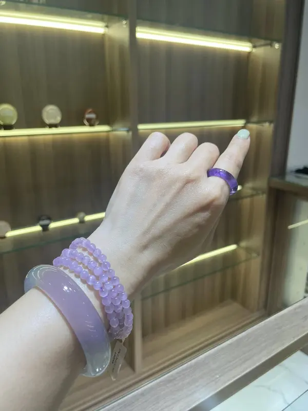 Vòng dá Fluorite màu tím dành cho nữ đeo hàng ngày 2