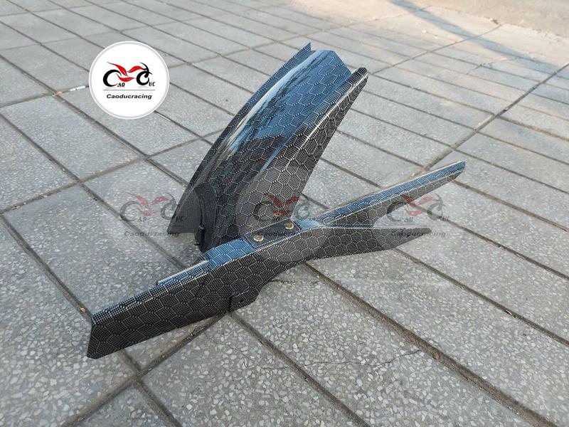 Dè Chắn Bùn Sau WINNER X V2 V3 V4 EX150 EX155 - CarBon Nhựa Đen
