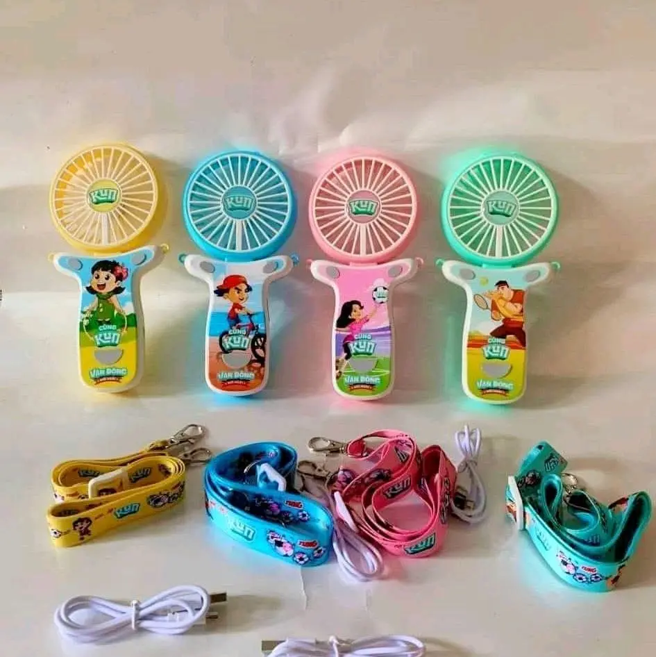Quạt kun đa năng 4 in 1 - Hàng khuyến mãi từ sữa kun