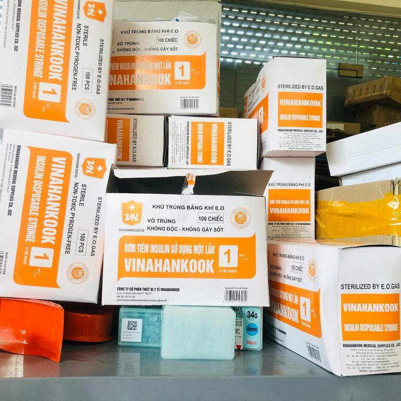 Hộp 100 cây bơm tiêm tiểu đường vinahankook 1ml insulin 100 đầu kim 30gx1/2 3