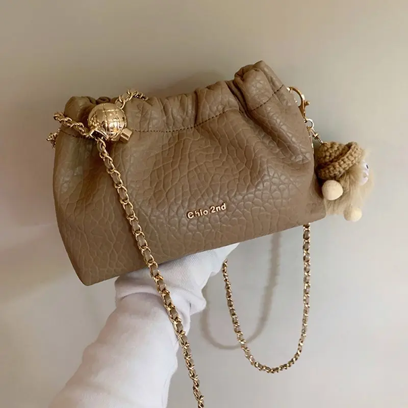 Women Litchi Leather Vintage 2023 New Trendy Designer Luxury Golden Ball Coffee Bucket Cloud Niche Chain Shoulder Crossboby Bag