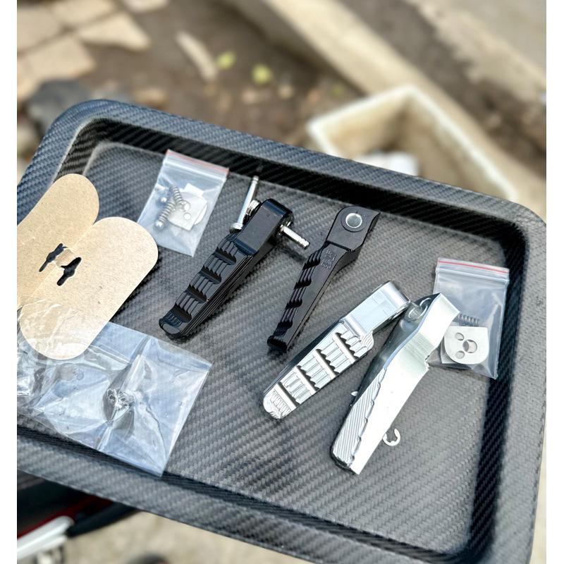 Gác chân Nhôm Kitaco CNC Nguyên Khối Tặng chốt xỏ Salaya