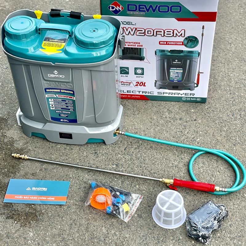  Bình xịt điện Dewoo có đảo thuoc 20 lít 1 bơm 12V - 8AH đến từ Hàn Quốc - Xịt tưới cây trồng. Tưới nước & tưới tiêu tưới nước & tưới tiêu x vỏ 