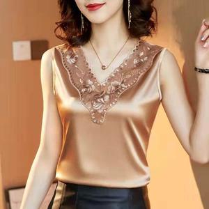 Korean New Summer V-neck silk satin bottoming camisole female sleeveless loose was thin vest women plain silk top satin top lace T-shirt