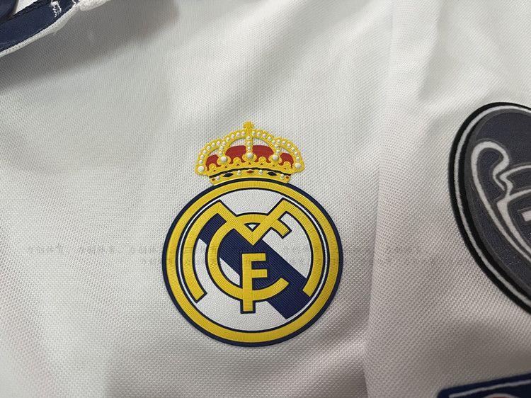 Product Introduction of Real Madrid 2016-2017 Home Uniform Champions League Short Sleeve Soccer Jersey No. 7 Cristiano Ronaldo No. 4 Ramos Bale Retro Custom Team Uniform 14