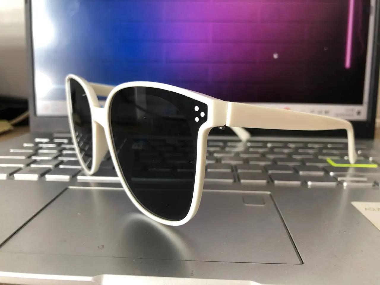 Robins Kacamata Hitam Bulat Anti Radiasi Uv400 Sunglasses Fashion Terbaru 2023 Untuk Pria Wanita 80492 Eyewear Frame Lensa Lensa Putih