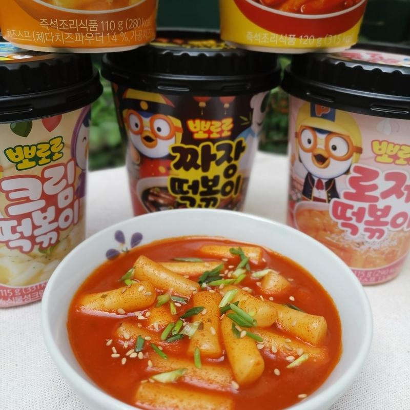 Bánh gạo Teokboki Pororo vị pho mai thơm ngon kèm sticker dễ thương Ăn Vặt Food Thức Ăn 4