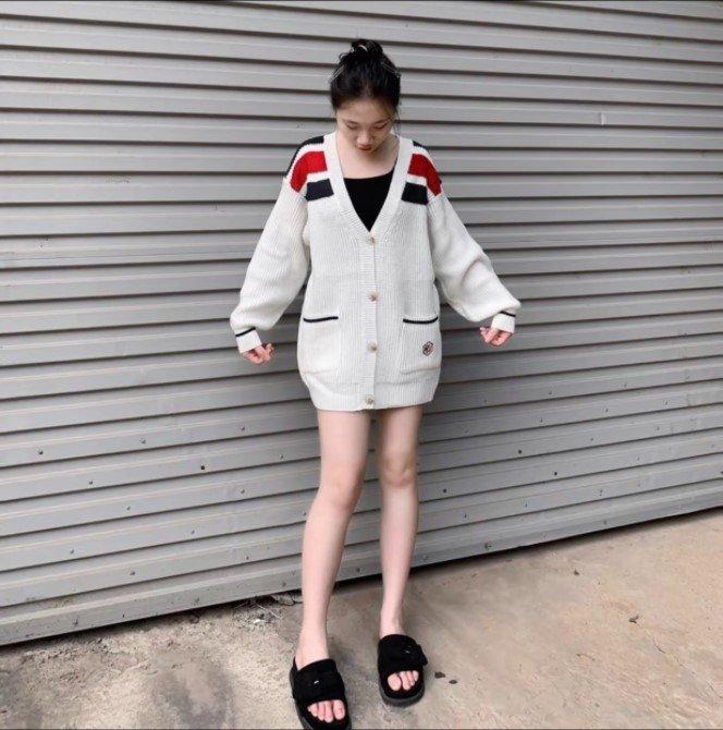 Áo khoác Cadigan viền vai đỏ đen, chất nỉ cotton mềm ấm, cúc cài sịn xò, dáng Unisex 38-60kg 1