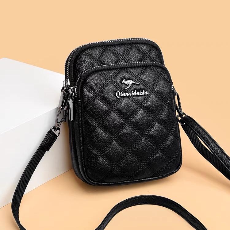 Túi Xách Nữ Đeo Chéo Đựng Điện Thoại KuRu - Da Pu , hoạ tiết da gạo, phong cách basic Hàn Quốc , sử dụng hằng ngày đi chơi đi chợ , nhỏ gọn tiện lợi. KT: D13;C18;R6(cm) KL:250g Bag Đeo Vai