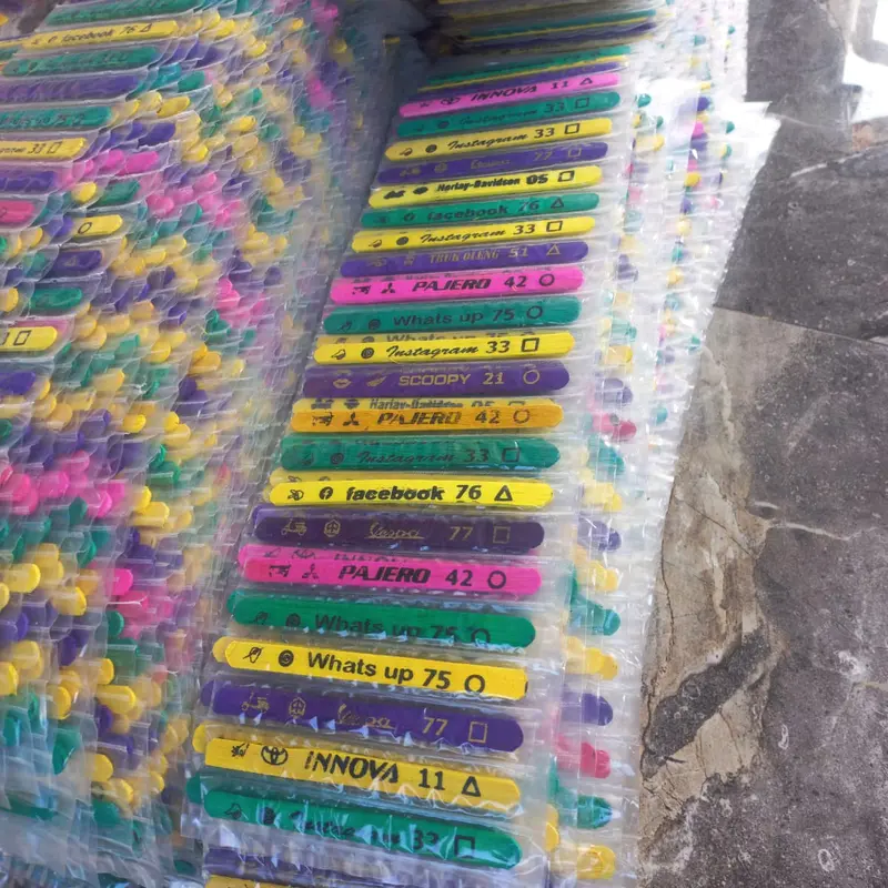 STIK ESKRIM WARNA KARAKTER MAINAN ANAK ISI 125 PCS Game 4