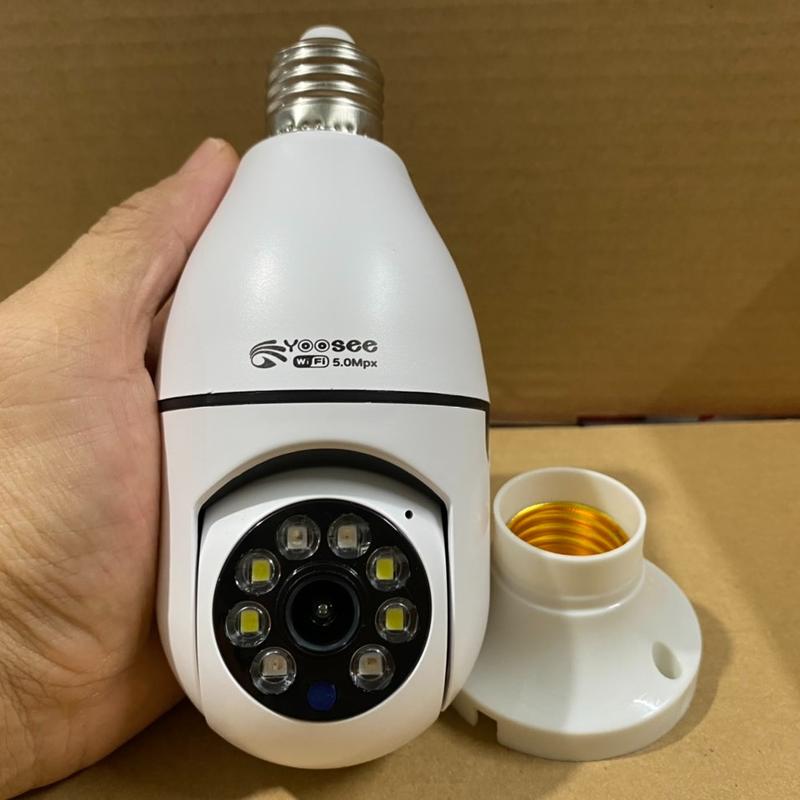 Camera Wifi Yoosee Hình Dạng Bóng Đèn - Xoay 360 Độ Đàm Thoại 2 Chiều - Đèn Led Trợ Sáng Xoay Theo Chuyển Động - Lắp Trực Tiếp Chuôi Đèn Xoắn Ốc Dễ Dàng Tiện Lợi - Hàng Nhập Khẩu