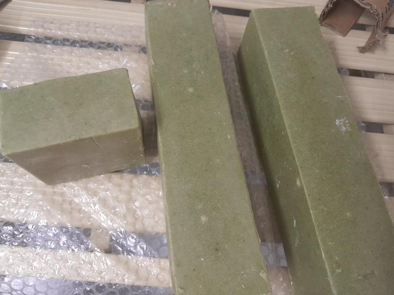 Product Introduction of Xà phòng dược thảo sạch sâu chuyên biệt dành cho da viêm ngứa, mụn lưng Dưỡng Body Sen 20