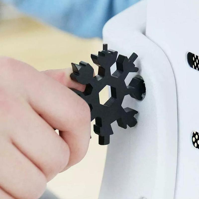 Product Introduction of Multi-functional 8 In 1 Snowflake Multi Pocket Tool Keyring Key Ring Spanner Hex Wrench Wrench Tools Hand Tools 5