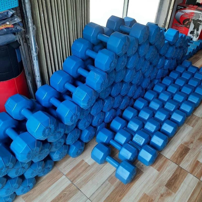 1 Cục tạ nhựa 5kg ( đÃ nhồi ruột ) 4